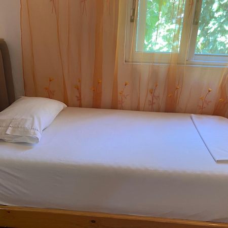 דירות סרנדה Seferi'S Apartament מראה חיצוני תמונה