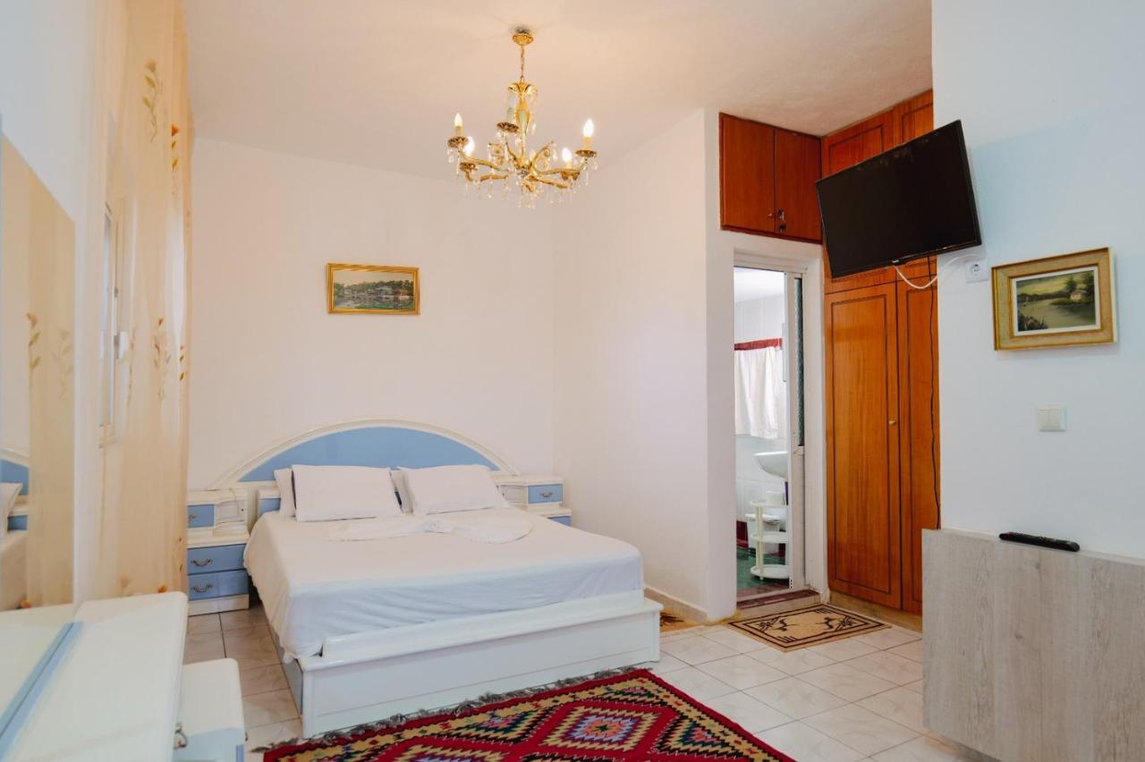 דירות סרנדה Seferi'S Apartament מראה חיצוני תמונה