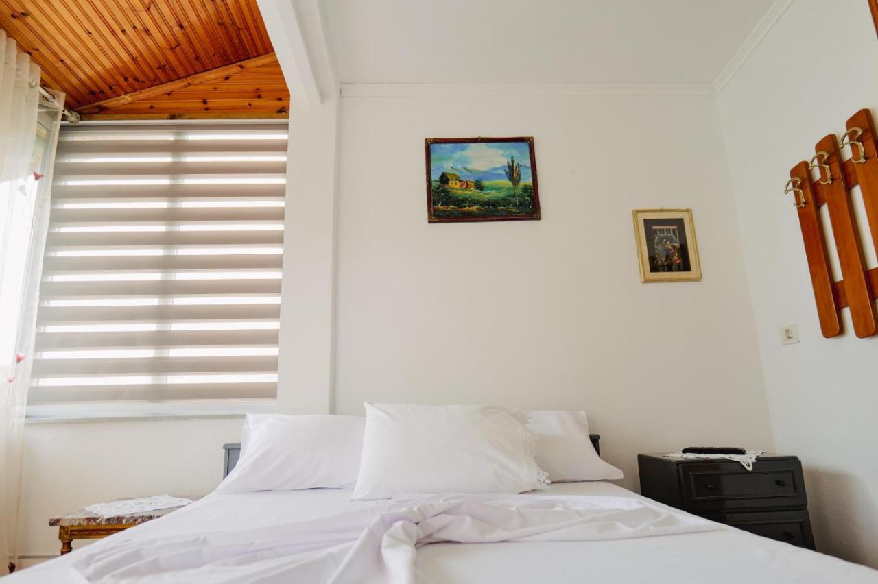 דירות סרנדה Seferi'S Apartament מראה חיצוני תמונה