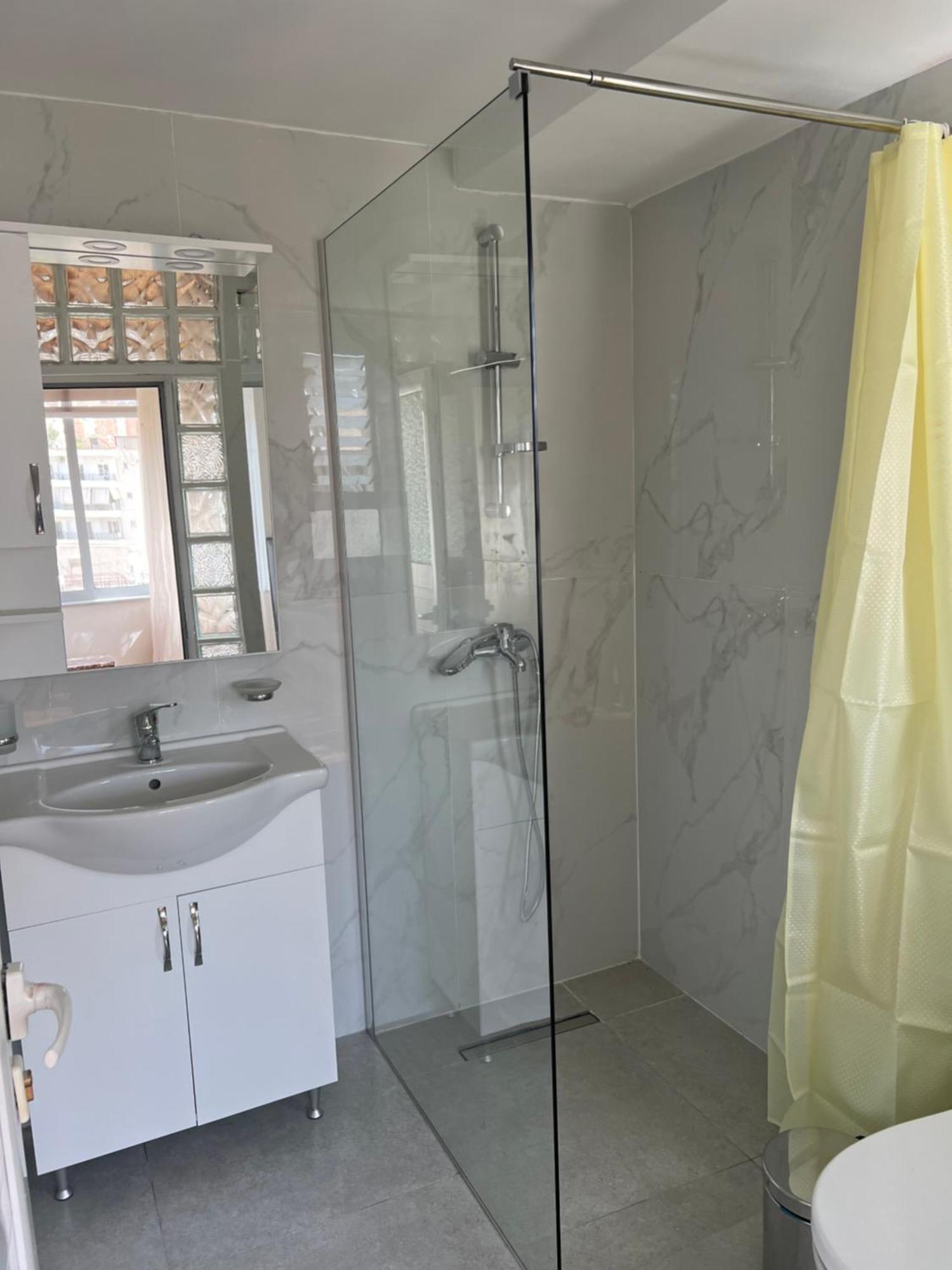דירות סרנדה Seferi'S Apartament מראה חיצוני תמונה